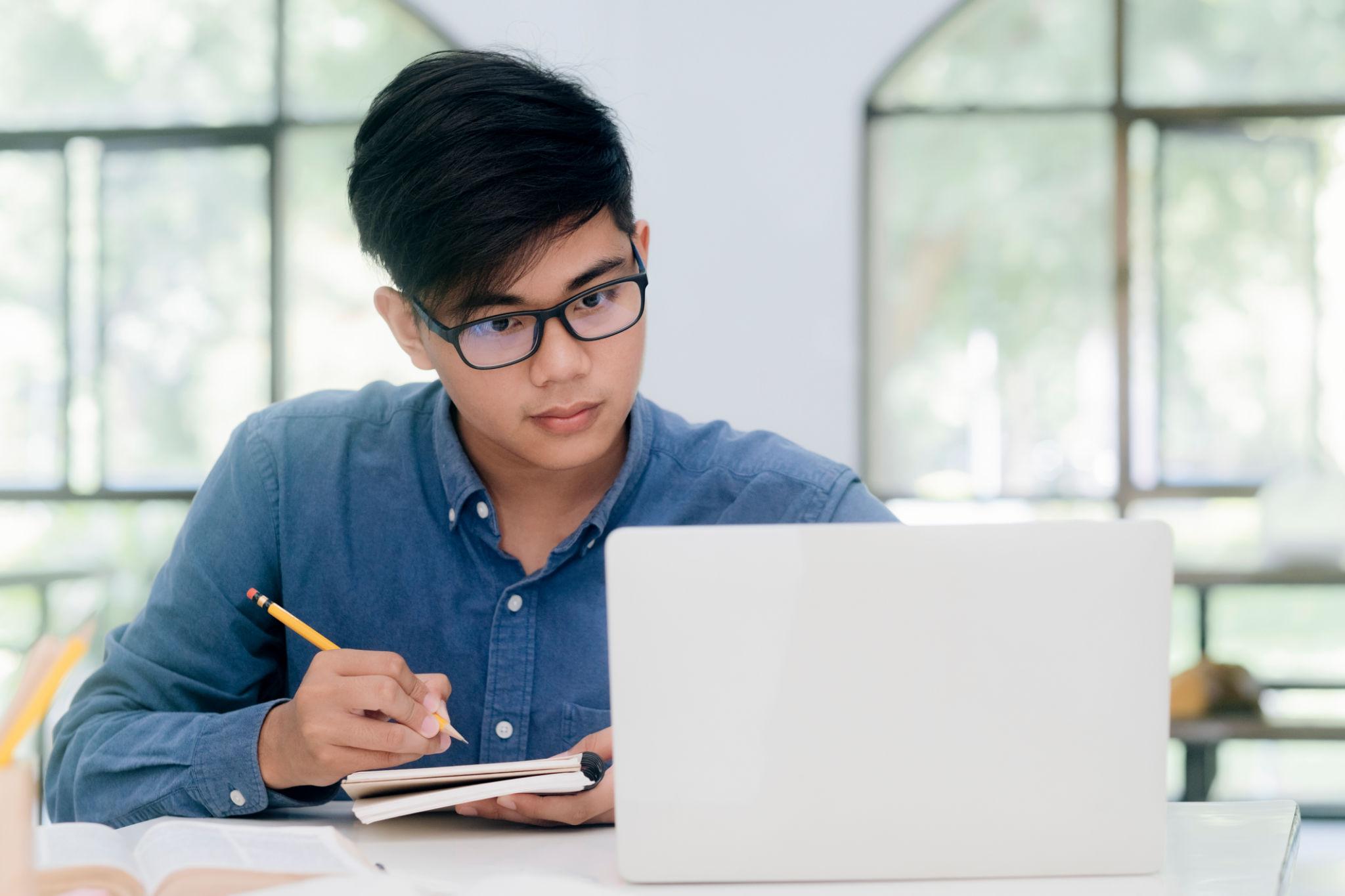 7 Effective Study Habits Every Student Should Know